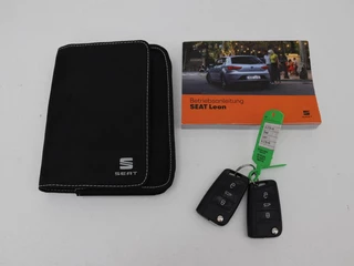 SEAT Leon SEAT Leon 2.0 TSI FR Business Intense | Panoramadak | Apple CarPlay | Leder |Navigatie | Stoelverwarming | Cruise Control | LMV 18 - afbeelding nr 27
