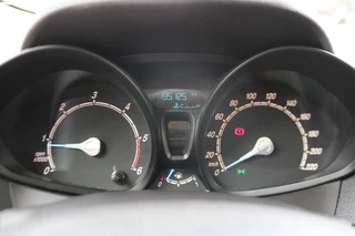 Ford Transit Courier Ford Transit Courier 1.5 TDCI 100pk Euro 6 Limited Airco Navigatie BPM Vrij - afbeelding nr 18