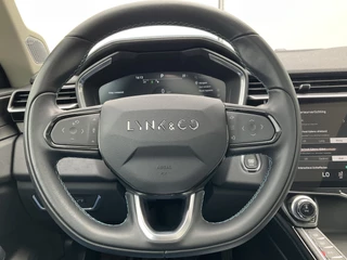 Lynk & Co 01 Lynk & Co 01 1.5 PHEV Pano Cam incl BTW Carplay Stoelverw Sfeerverl Vol opties! - afbeelding nr 39