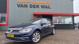 Volkswagen Golf - 242420561-0