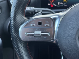 Mercedes-Benz A-Klasse Mercedes-Benz A-Klasse 200 Business Solution AMG | Pano | Trekhaak | ACC | 360* Camera | LED | DAB+ | 18 inch - afbeelding nr 16