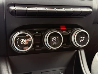 Renault Captur Renault Captur 1.0 TCe 100 Intens/Cruise/Clima/Camera/Keyless/Apple Carplay/Android Auto - afbeelding nr 18
