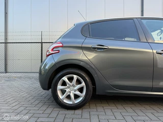 Peugeot 208 Peugeot 208 1.2 VTi Style | Airco | Cruise | Nav | PDC V+A | Orig NL | NAP | Dealer ond | DB riem vervangen - afbeelding nr 31