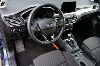 Ford Focus Ford Focus Wagon 1.0 EcoBoost Titanium Business, veel opties, trekh. - afbeelding nr 18