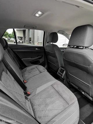 Volkswagen Golf Volkswagen Golf 1.5 eTSI STYLE 150PK/DSG/ACC/NAV/IQLIGHT/VOL - afbeelding nr 13