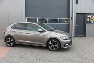 Volkswagen Polo Volkswagen Polo 1.0 TSI 116pk Highline Business 2xR-Line , Beats audio , PDC, Navi, Carplay, LMV, Cruisecontrol. dealer onderhouden. - afbeelding nr 16