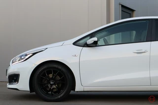 Kia cee'd Kia Ceed 1.0 T-GDi / 1e EIG / Stoel en stuurverwarming / Nieuwe banden + beurt + APK - afbeelding nr 35