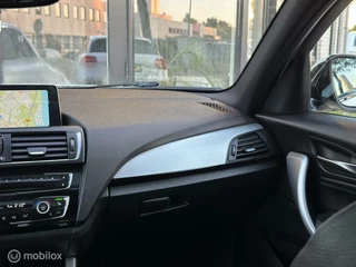 BMW 1 Serie BMW 1-serie 118i High Executive|PANO|KEYLESS|CARPLAY| - afbeelding nr 22