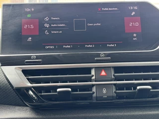 Citroën C4 Citroen C4 1.2 PureTech Shine Cruise control Parkeersensoren plus camera Carplay Stoelverwarming - afbeelding nr 28