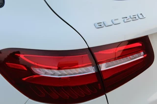 Mercedes-Benz GLC Mercedes GLC-klasse 250 4MATIC AMG/Night/Pano/20inch/Trekhaak - afbeelding nr 26