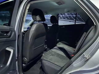 Volkswagen T-Roc Volkswagen T-ROC 1.5 TSI Style*LED*Virtual*DAB+*PDC V&A*Trekhaak*NAVI*AppConnect* - afbeelding nr 22