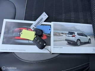 Peugeot 2008 Peugeot 2008 1.2 VTi Allure | Panoramadak | Navigatie | Cruise | - afbeelding nr 26