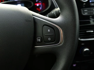Renault Clio Renault Clio 0.9 TCe Life | Cruise Control | Airco | Radio | - afbeelding nr 26