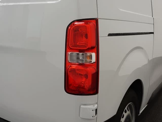 Opel Vivaro Opel Vivaro 2.0 CDTI L2H1 145PK Edition Automaat Airco  App connect Trekhaak Navigatie Cruise - afbeelding nr 6