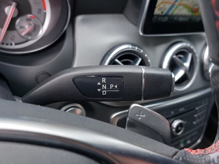 Mercedes-Benz CLA 180 122pk Automaat Ambition AMG-Line | Origineel NL | Navi | Bi-Xenon | Airco | Cruise | Bluetooth Carkit+Streaming | Pdc V+A+Assist | Licht+Regensensor | 18''lm - afbeelding nr 19