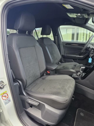 Volkswagen T-Roc Volkswagen T-Roc 1.5 TSI R-Line IQ|ERGO|Stuurver|APP|12-2023 - afbeelding nr 6