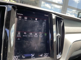 Volvo XC60 Volvo XC60 2.0 T6 Plug-in hybrid 340 pk AWD R-Design Trekhaak Panoramadak Camera Bliss Full Led Koplampen Harman Kardon Audio Stoel+ stuur + voorruitverwarming  1e Eigenaar Pine Grey Metallic - afbeelding nr 43