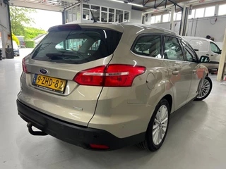 Ford Focus Ford Focus 1.0 ECOB. First Edition, Schuif/kantel, PDC, NAVI, Trekhaak - afbeelding nr 9