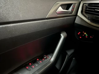 Volkswagen Polo Volkswagen Polo 1.0 TSI Airco Navi ACC CarPlay PDC Trekh. - afbeelding nr 25