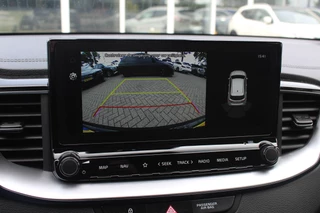 Kia Ceed Sportswagon Kia Ceed Sportswagon 1.5 T-GDi GT-Line / Camera / Apple CarPlay / Keyless / 17'' / Stuurverwarming / Getint glas / DAB / Stoelverwarming - afbeelding nr 25