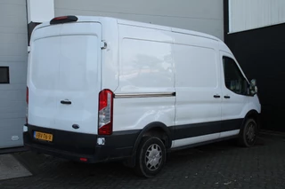 Ford Transit - Airco - Cruise - PDC - € 14.950,- Excl. - afbeelding nr 2