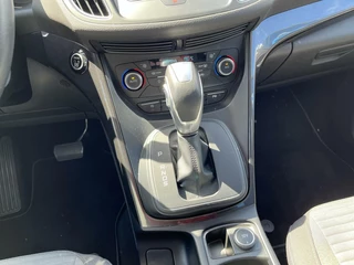 Ford C-MAX Ford C-Max 1.5 Titanium 150PK Automaat Trekhaak Cruise Navi Camera 1500Kg Trekgewicht Climate Parkeersensoren Carplay Keyless *Dealer Onderhouden* - afbeelding nr 18