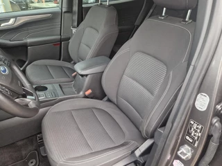 Ford Kuga Ford Kuga 2.5 PHEV Titanium 225pk | Winterpack | Trekhaak | 1.500kg geremd | Camera - afbeelding nr 5