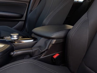 BMW 1 Serie 118i 136pk Automaat Executive Sport-Line | Origineel NL | Navi | Clima | Cruise | Bluetooth Carkit+Streaming | Led Koplampen | Licht+Regensensor | Pdc | Mistlampen | Privacy Glass | 16''lm - afbeelding nr 26