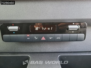 Mercedes-Benz Sprinter Mercedes Sprinter 317 CDI Automaat L2H2 Navi Airco Cruise Camera Parkeersensoren MBUX Euro6 L2 12m3 Airco Cruise control - afbeelding nr 17