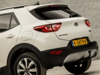 Kia Stonic (APPLE CARPLAY, GROOT NAVI, CLIMATE, ADAPTIVE CRUISE, SPORTSTOELEN, KEYLESS, CAMERA, GETINT GLAS, LM VELGEN, NIEUWSTAAT) - afbeelding nr 11