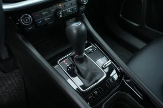 Jeep Compass Jeep Compass 4xe 240 PK Hybrid S | Leder | Navi | Winter | Camera | 19