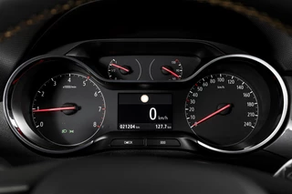 Opel Crossland X Opel Crossland X 1.2 83 PK Edition | Cruise | Stoel-+Stuurverw. | Afn.Trekhaak | PDC | App.Connect | Auto.Airco | LM 16