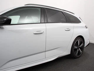 Peugeot 308 Peugeot 308 1.2 PureTech GT Climate control Adaptive cruise control Parkeersensoren Achteruitrijcamera Navigatie Voorstoelen verwarmd LED Apple Carplay/ Android Auto - afbeelding nr 25