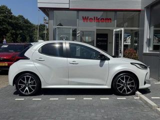Toyota Yaris Toyota Yaris 1.5 Hybrid Executive Panoramadak, Afneembare trekhaak, Full option! , All-in Rijklaarprijs - afbeelding nr 38