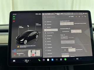 Tesla Model 3 Tesla Model 3 Standard RWD Plus 60 kWh (INCL-BTW) Aut. *PANO | AUTO-PILOT | FULL-LEATHER | KEYLESS | FULL-LED | MEMORY-PACK | SURROUND-VIEW | DAB | CARPLAY | DIGI-COCKPIT | LANE-ASSIST | COMFORT-SEATS | 19