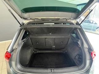 Volkswagen Tiguan Volkswagen Tiguan 1.4 TSI R-LINE Virtual Org NL Auto Dealer Onderhouden - afbeelding nr 28