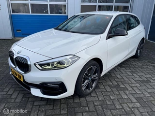 BMW 1 Serie 118i Executive Automaat-Sp.interieur-17''-Navi.