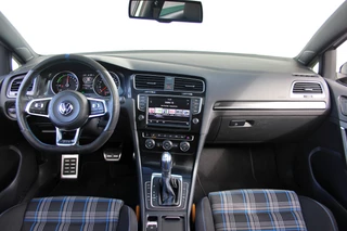Volkswagen Golf Volkswagen Golf 1.4 TSI GTE | Orig. NL | Pano | Carplay | Sportuitlaat | Trekhaak - afbeelding nr 14
