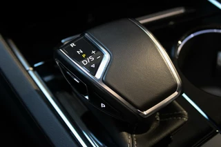 Volkswagen Touareg Volkswagen Touareg 3.0 TDI R-Line LUCHT | HUD | PANO | - afbeelding nr 43