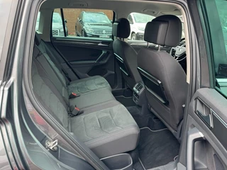 Volkswagen Tiguan Volkswagen Tiguan 1.4TSI 150PK DSG Highline Virtual Camera Full-Led Trekhaak - afbeelding nr 28
