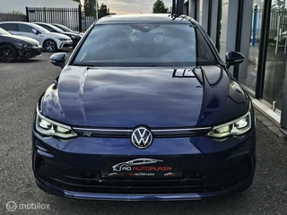 Volkswagen Golf Volkswagen Golf 1.5 eTSI R-Line Panorama/IQ Light/Keyless/ - afbeelding nr 11