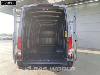 Iveco Daily Iveco Daily 35C21 210PK 3.0L Automaat 2025 model L3H2 Dubbellucht ACC LED CarPlay Camera L4H2 16m3 Airco - afbeelding nr 6