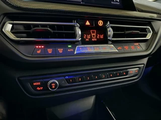 BMW 1 Serie BMW 1-serie 118i Sportline Navi Cruise Carplay Sfeerver. NAP - afbeelding nr 39