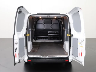 Ford Transit Custom | Navigatie | Camera | Airco | Cruise | Betimmering - afbeelding nr 4