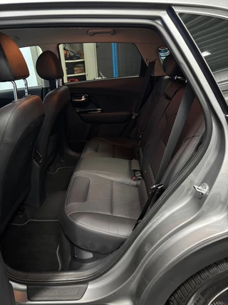 Kia Niro Kia Niro 1.6 GDi Hybrid DynamicLine Navi |Clima | Cruise | PDC - afbeelding nr 16
