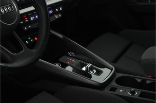 Audi A3 Audi A3 Sportback 40 TFSI e S line > 204pk/Daytona grijs/Adaptive cruise control/Stoelverwarming... - afbeelding nr 15