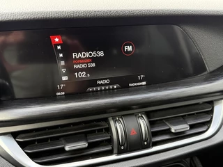 Alfa Romeo Stelvio Alfa Romeo Stelvio 2.2d AWD Autom Led Cruise Carplay Camera 2018 Vol Opties Eerste Eigenaar Hoge Instap - afbeelding nr 16