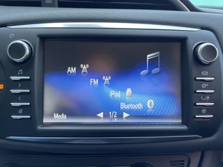 Toyota Yaris Toyota Yaris 1.5 Hybrid Dynamic | Cruise Control | Bluetooth | Elektr. Verst. - afbeelding nr 18