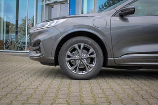 Ford Kuga Ford Kuga 2.5 PHEV ST-Line X 225pk | Driver Assistance Pack | Elek. Achterklep | SYNC 3 Navigatie - afbeelding nr 4