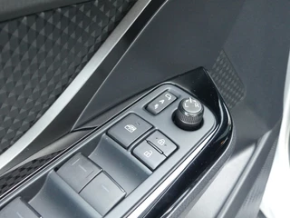 Toyota C-HR - afbeelding nr 20